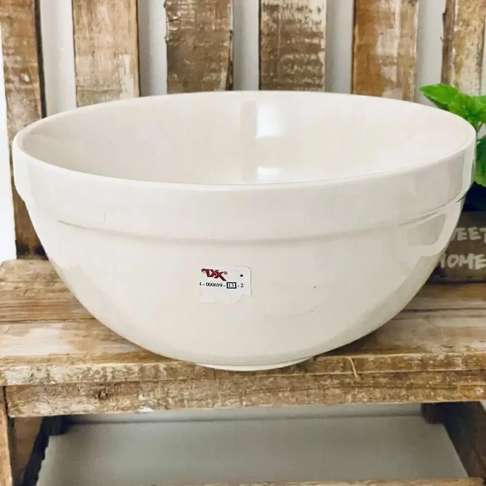 NWT Rae Dunn Gorgeous Large JUMBLE white Glossy Ceramic Serving Salad Pasta Bowl